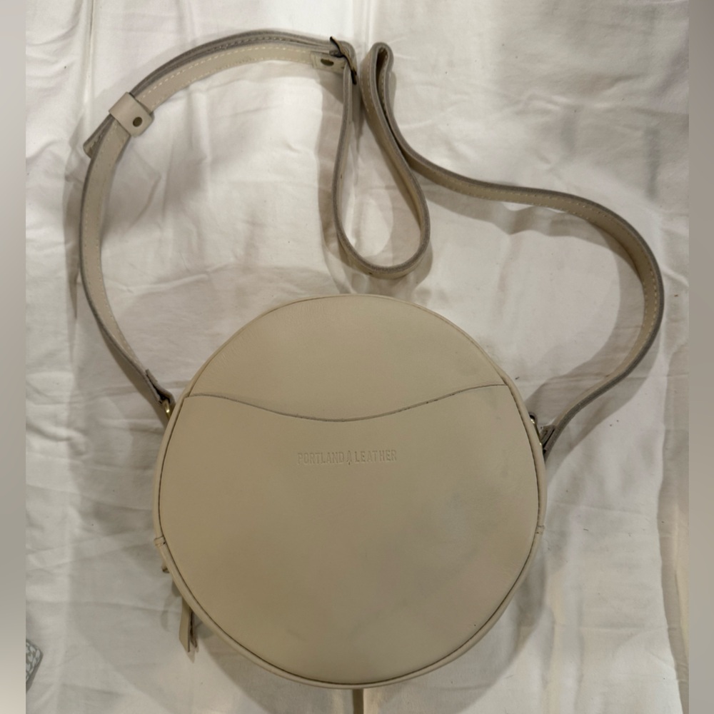 PORTLAND LEATHER large Round Beige Leather Crossbody Bag